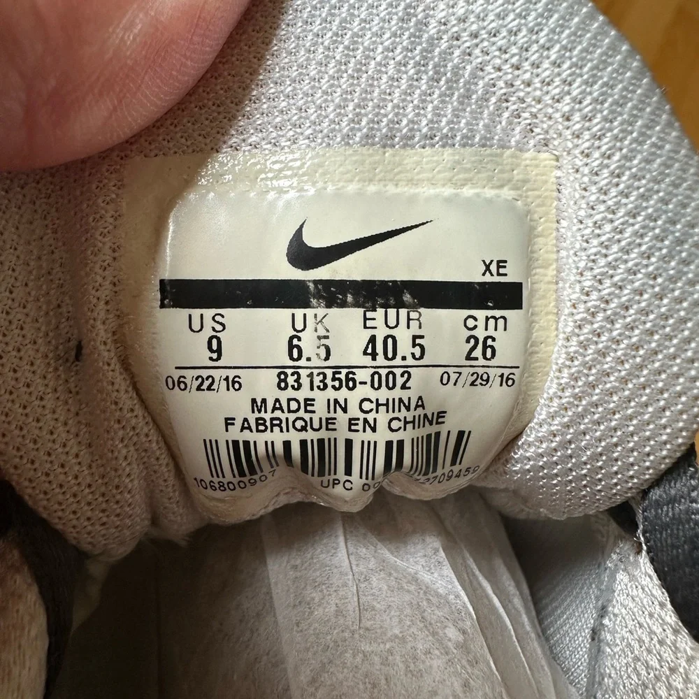 Nike Pegasus 33 Ladies sneaker Size 9 - Picture 4 of 6